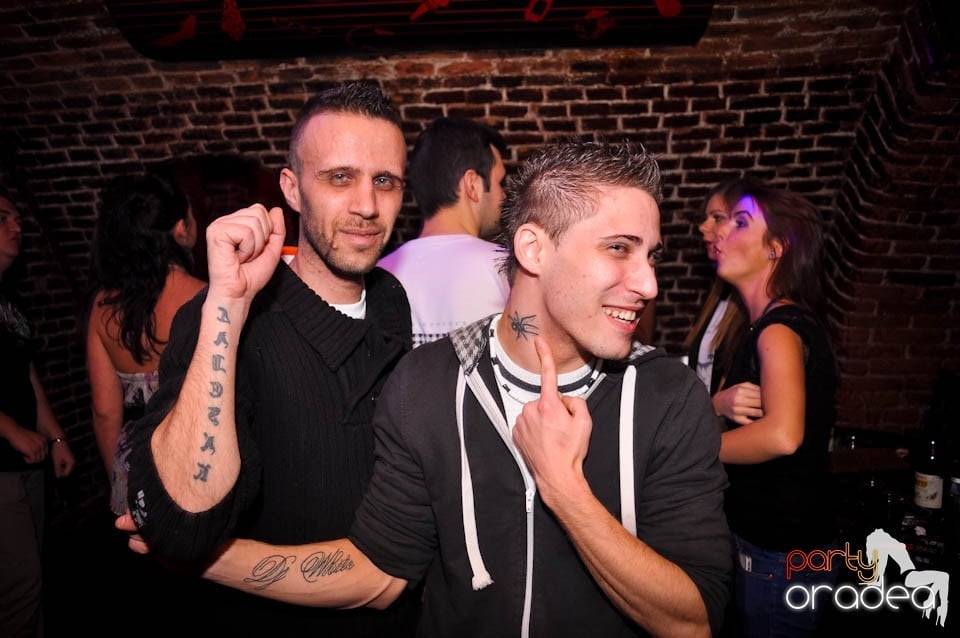 Holsten Party în Club Escape, 