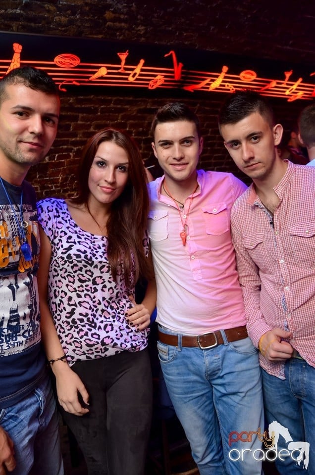 Holsten Party în Club Escape, 