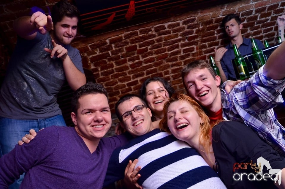 Holsten Party în Club Escape, 