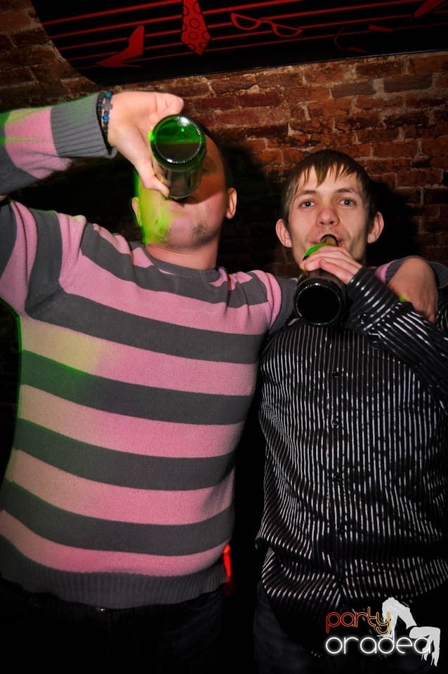 Holsten Party în Club Escape, 