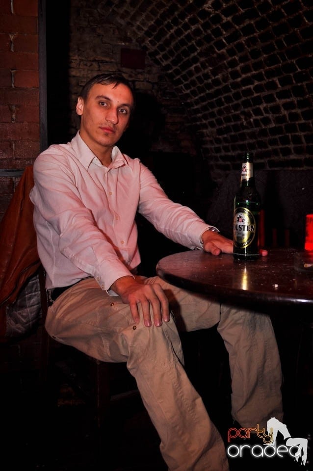 Holsten Party în Club Escape, 