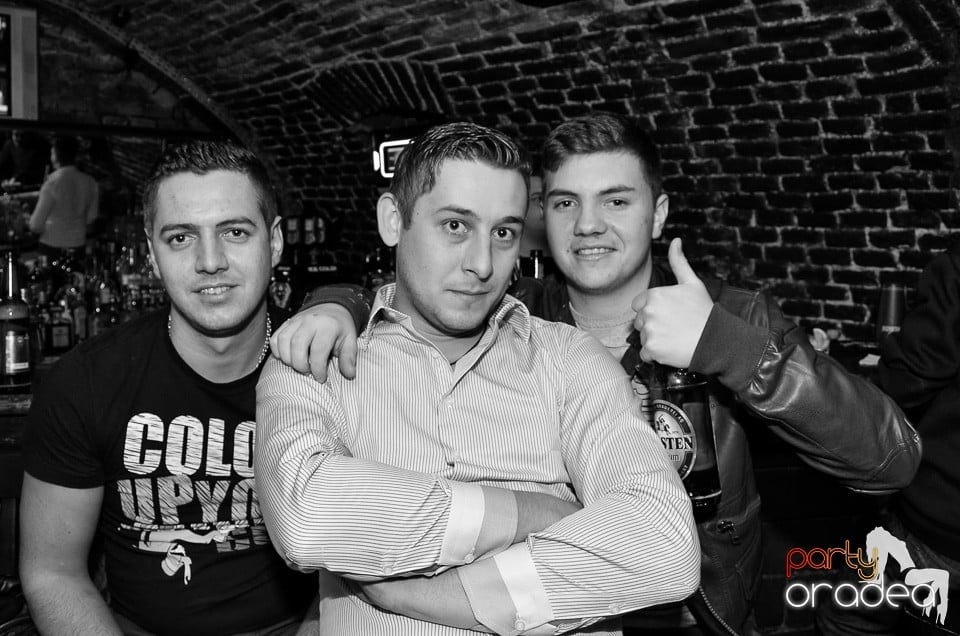 Holsten Party în Club Escape,