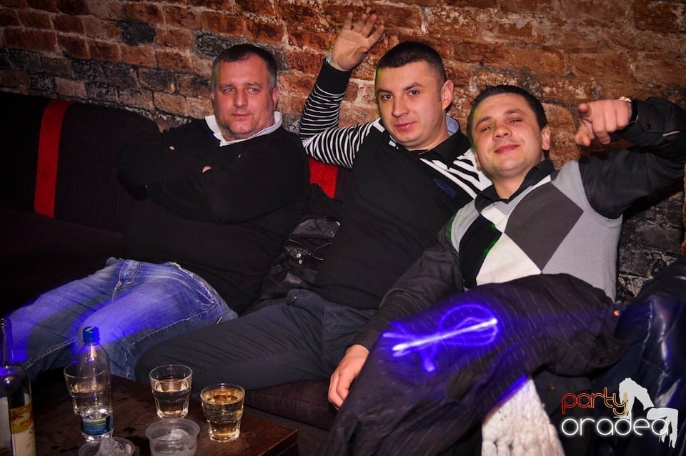 Holsten Party în Club Escape, 