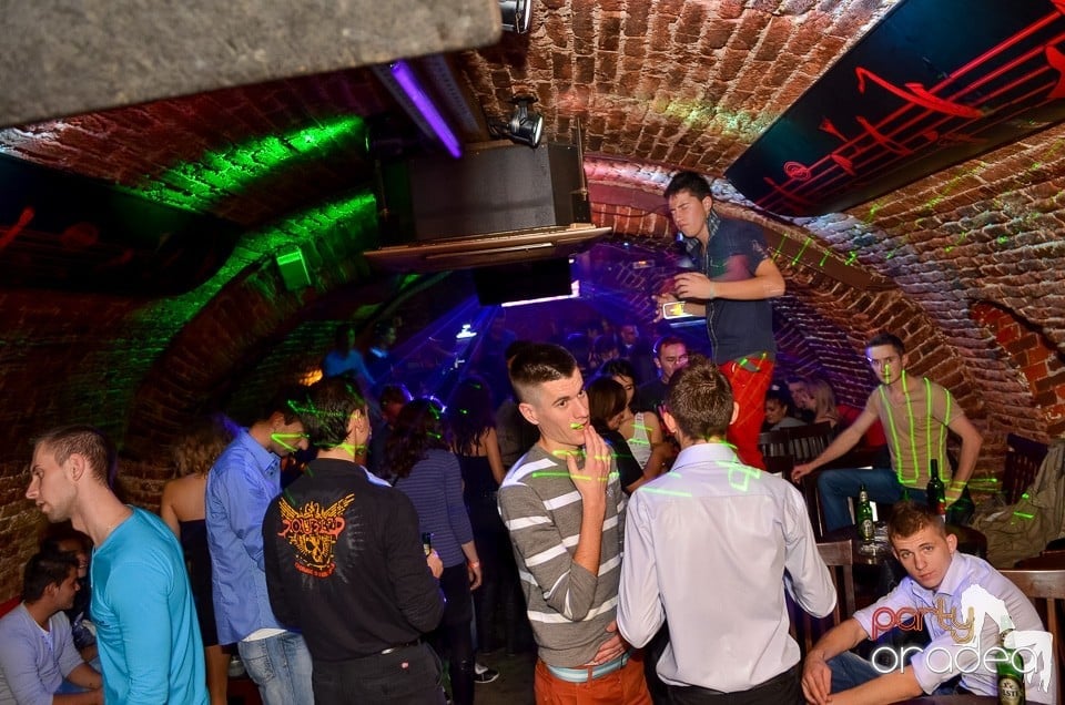 Holsten Party în Club Escape,