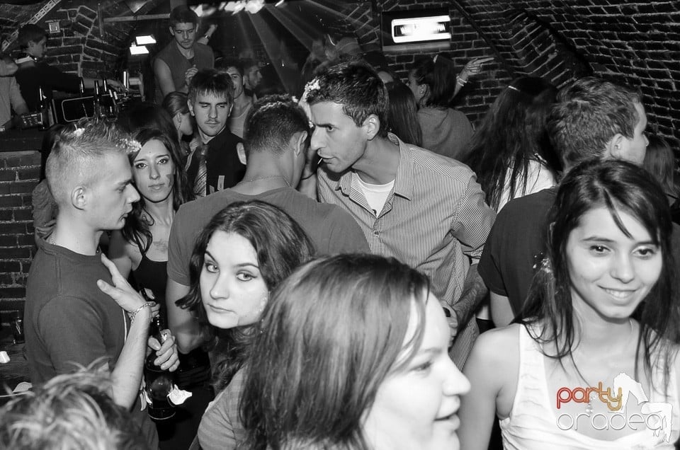 Holsten Party în Club Escape,