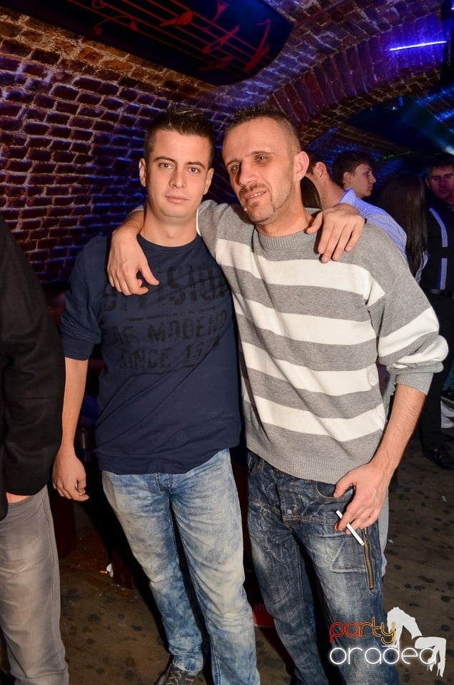 Holsten Party în Club Escape,