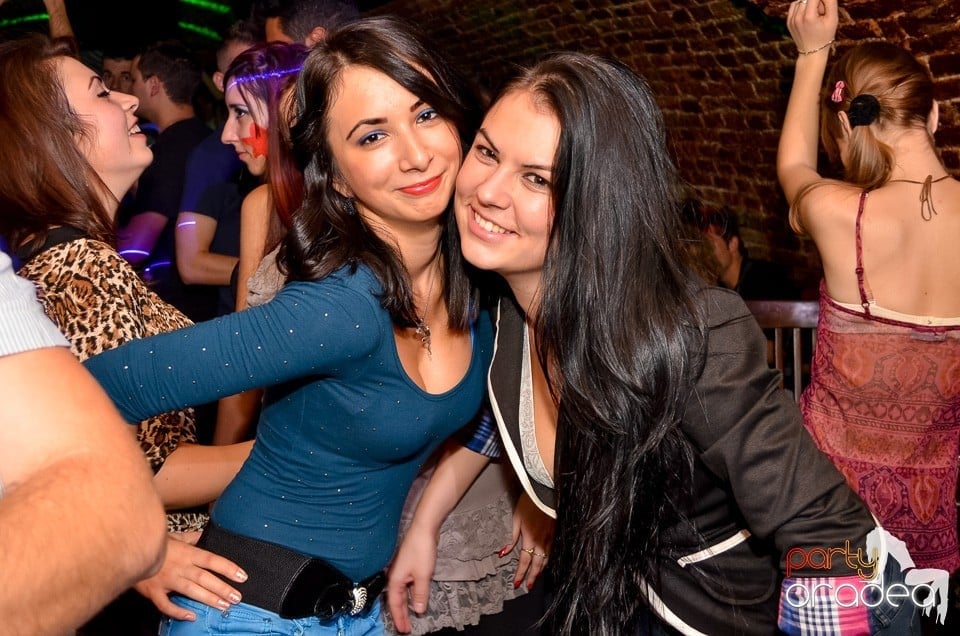 Holsten Party în Club Escape,
