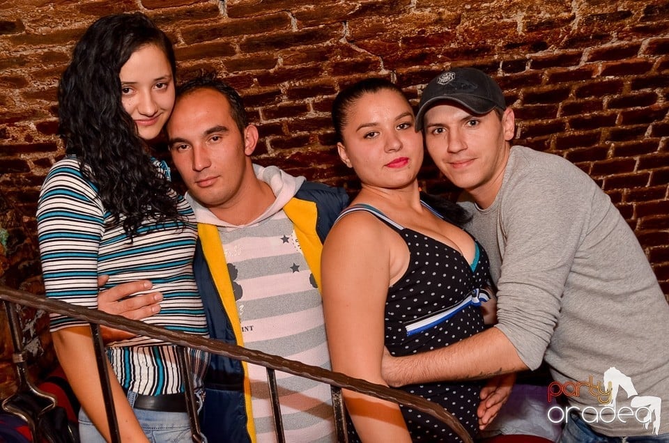 Holsten Party în Club Escape,