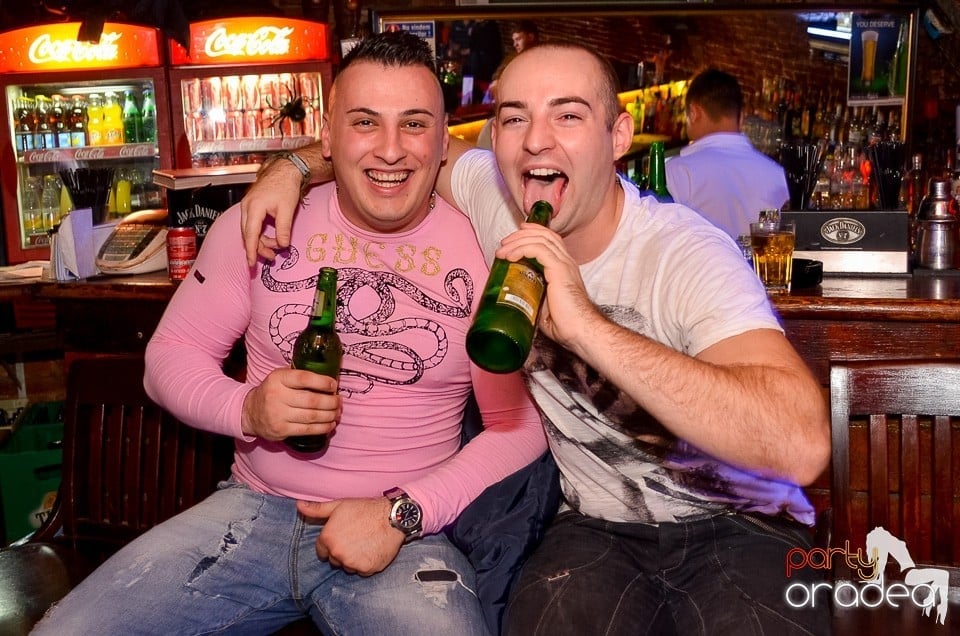 Holsten Party în Club Escape,