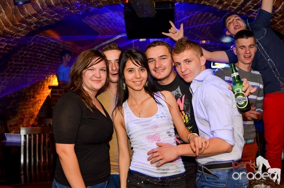 Holsten Party în Club Escape,