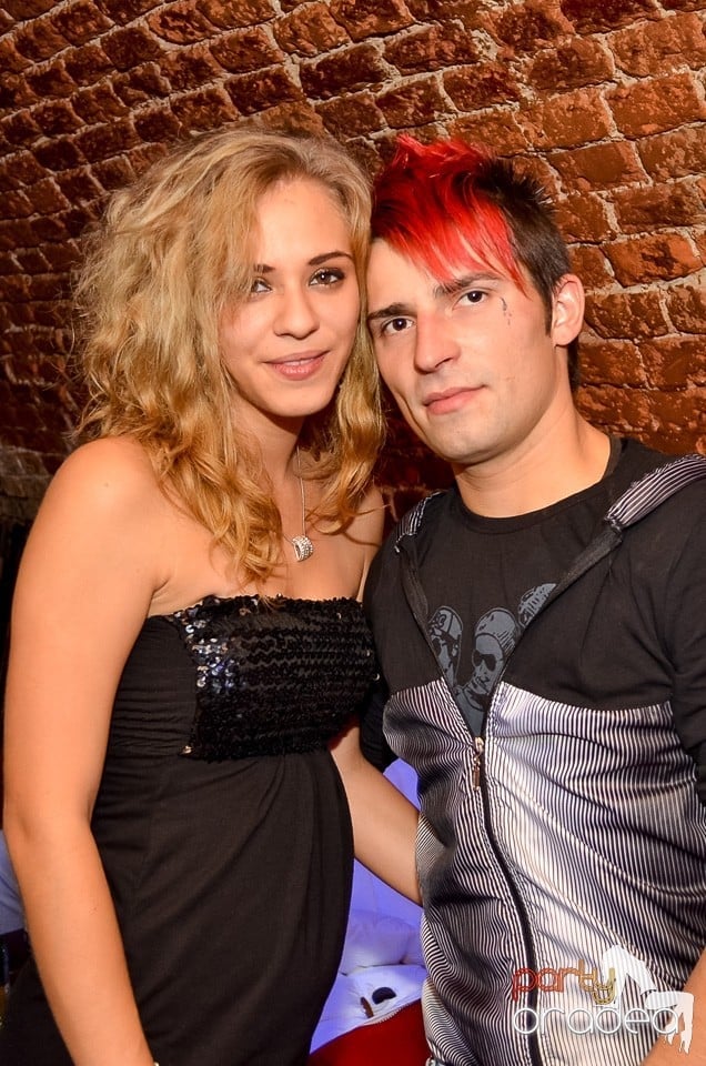 Holsten Party în Club Escape,