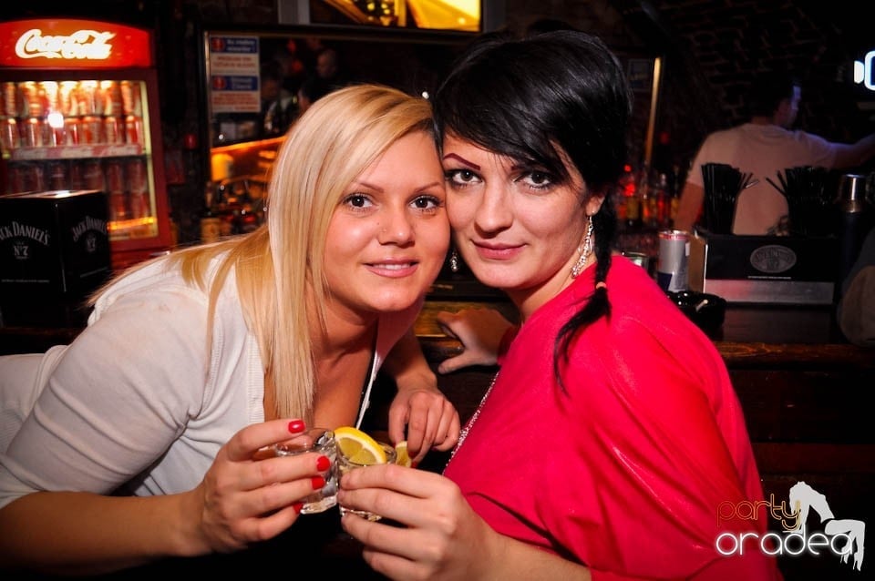 Holsten Party în Club Escape, 