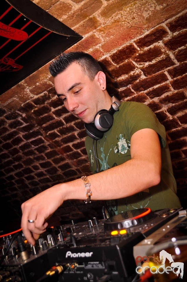 Holsten Party în Club Escape, 