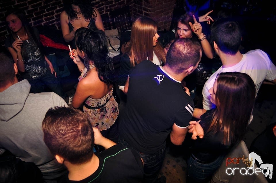 Holsten Party în Club Escape, 