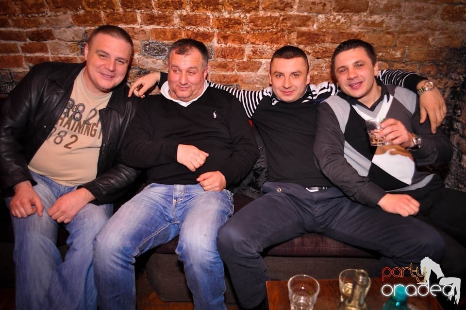 Holsten Party în Club Escape, 