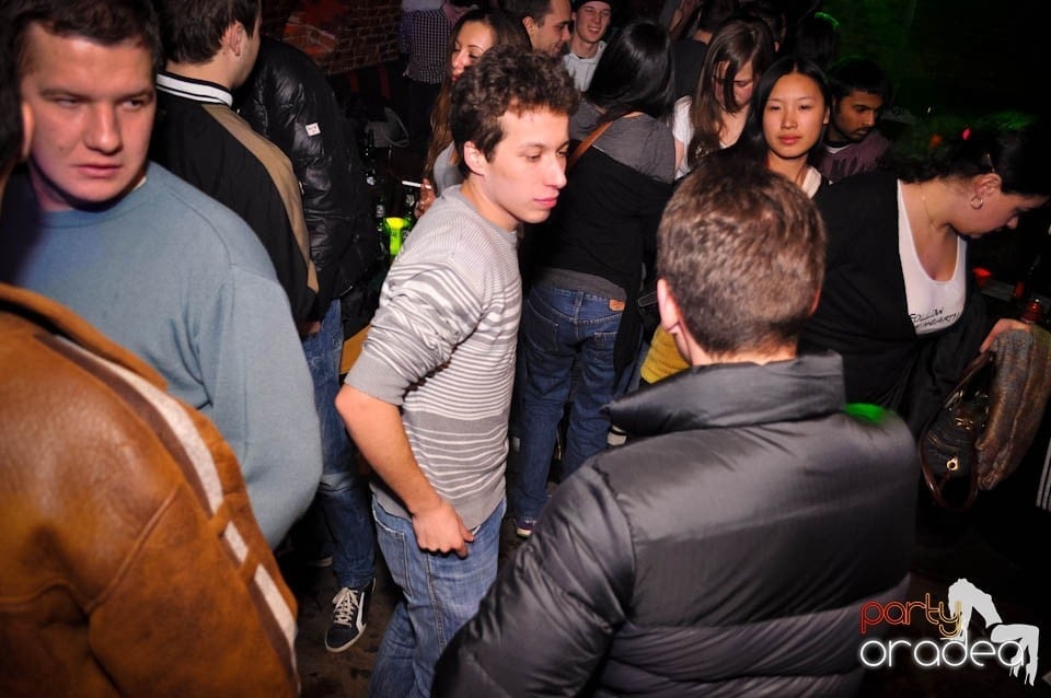 Holsten Party în Club Escape, 