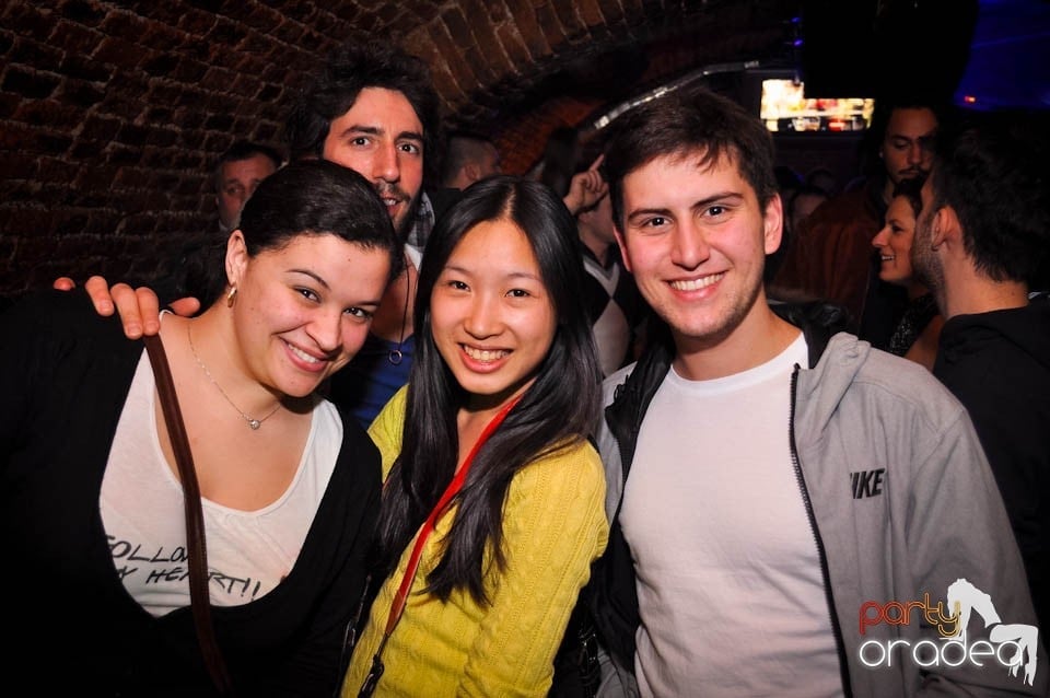 Holsten Party în Club Escape, 