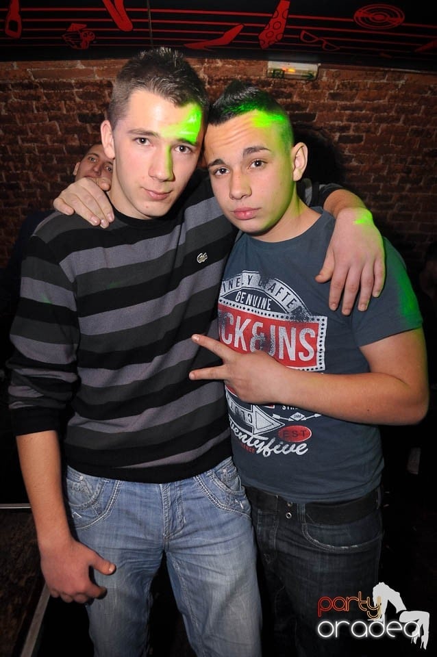 Holsten Party în Escape, 