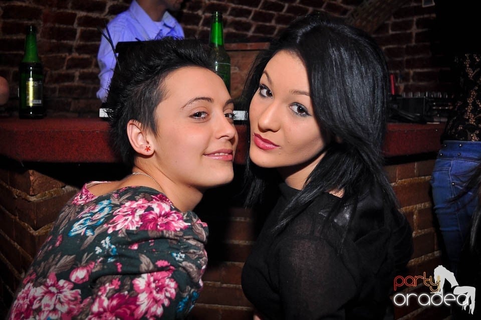 Holsten Party în Escape, 