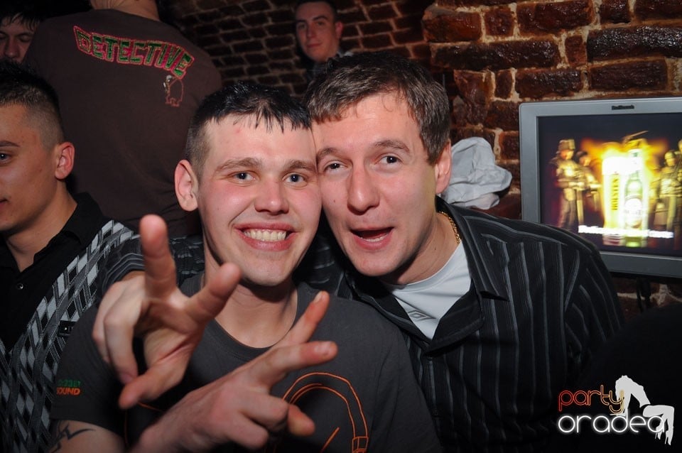 Holsten Party în Escape, 