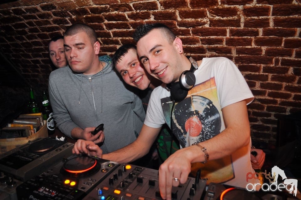 Holsten Party în Escape, 