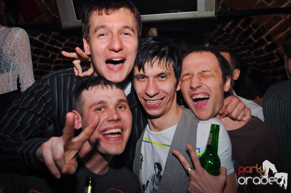 Holsten Party în Escape, 