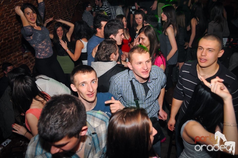 Holsten Party în Escape, 