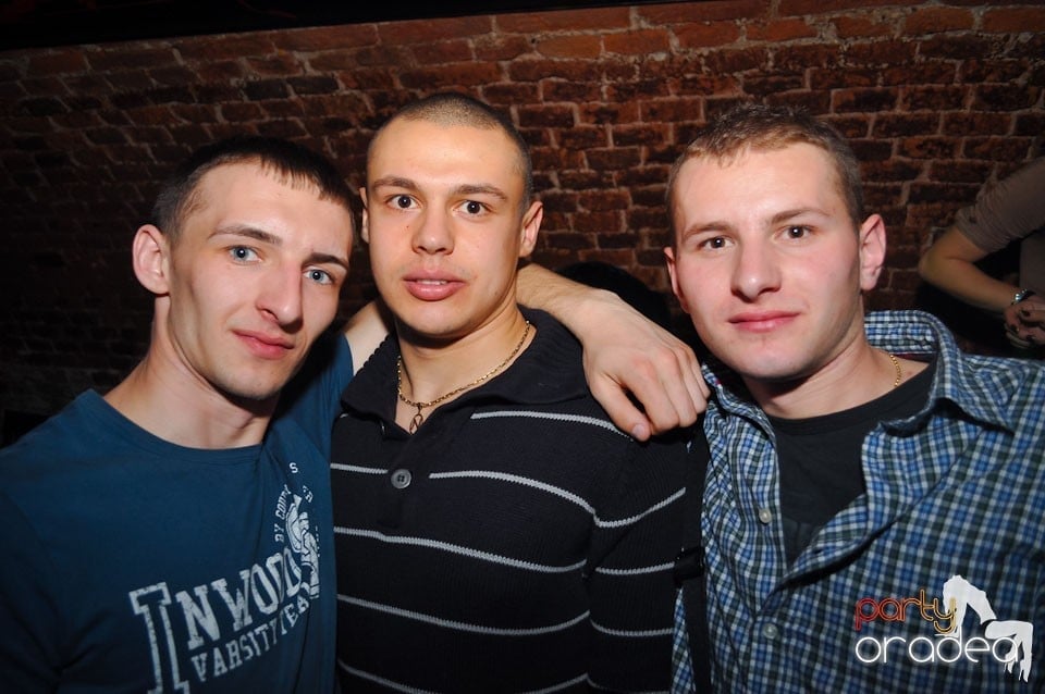 Holsten Party în Escape, 