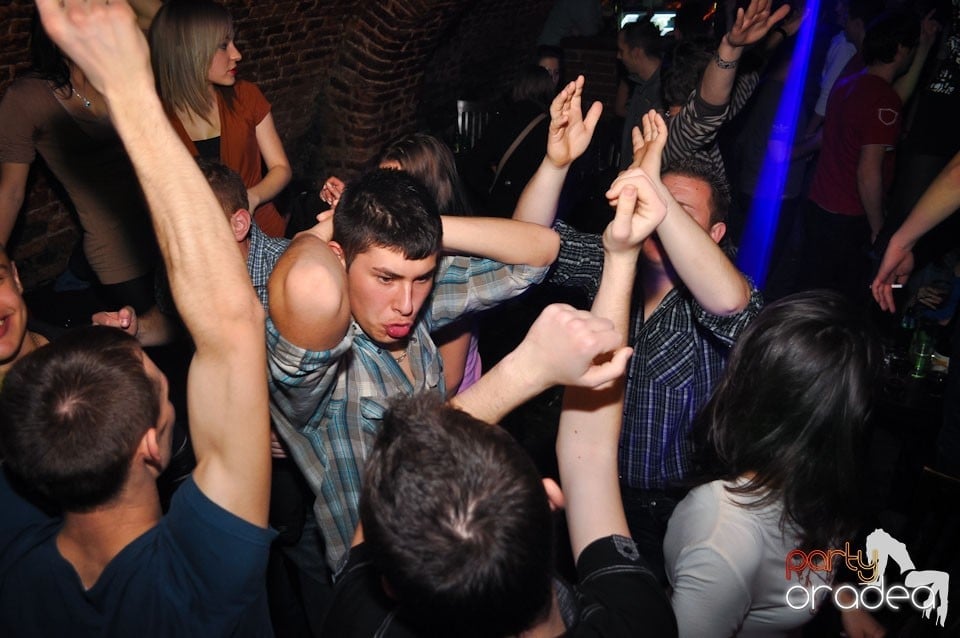 Holsten Party în Escape, 