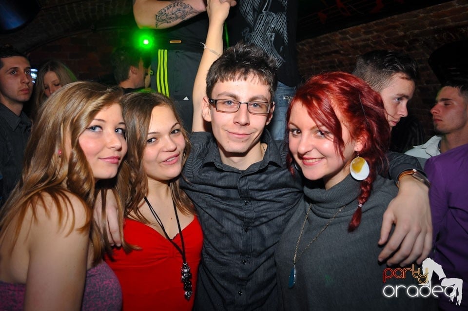 Holsten Party în Escape, 