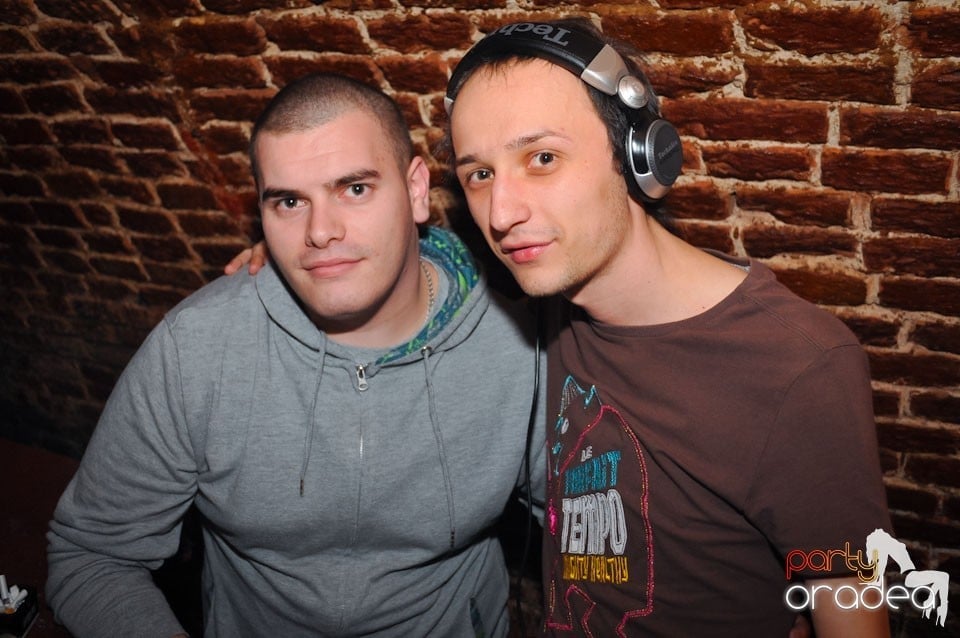 Holsten Party în Escape, 