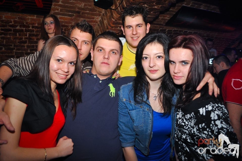 Holsten Party în Escape, 