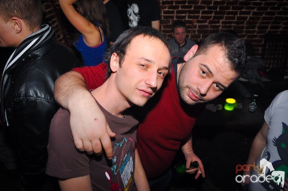 Holsten Party în Escape, 