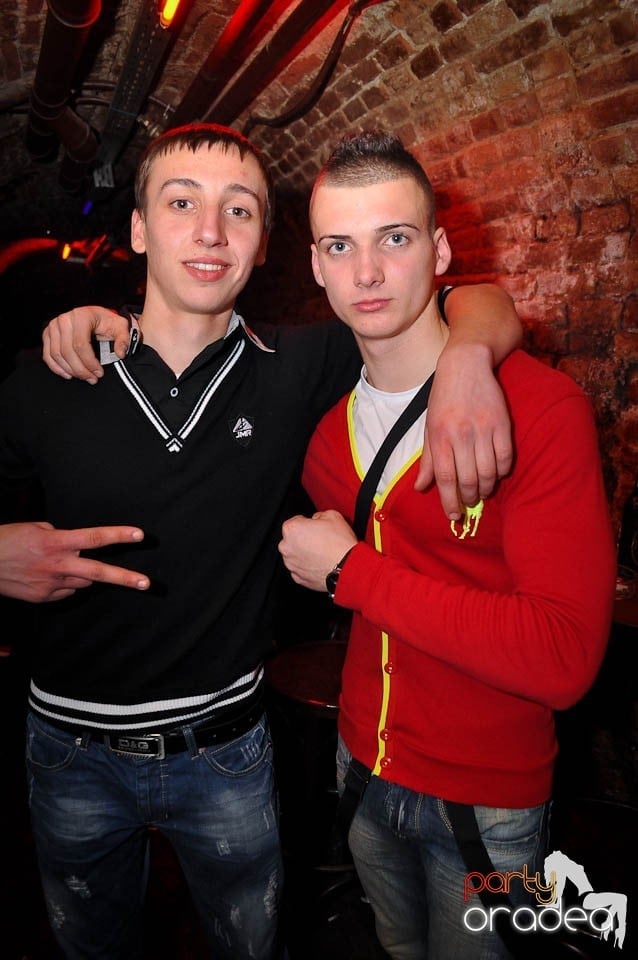 Holsten Party în Escape, 