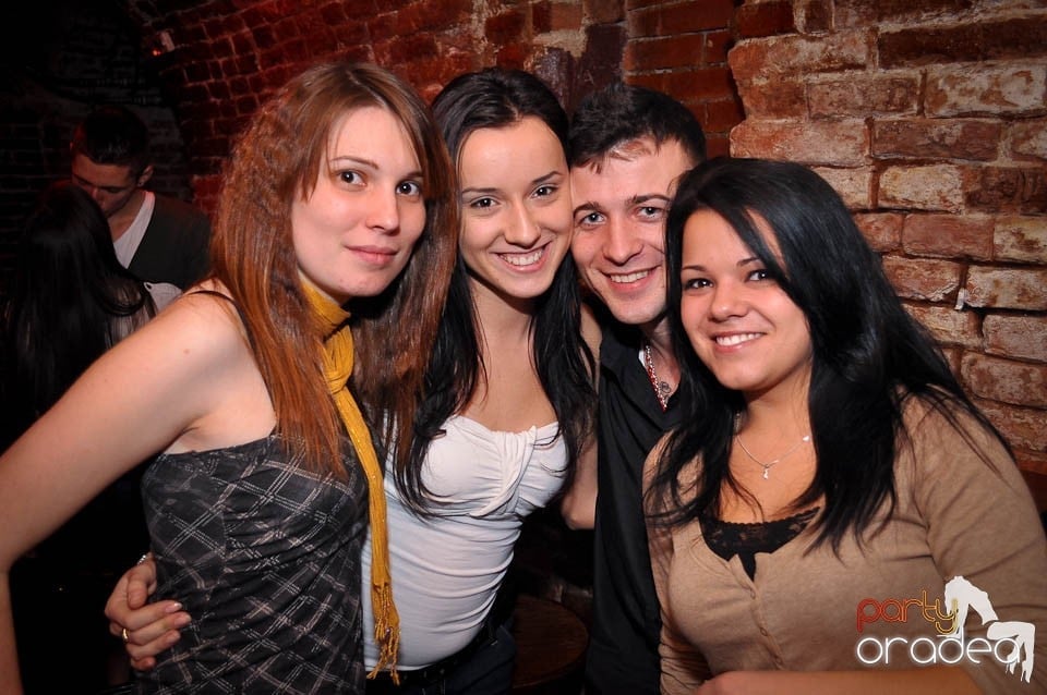 Holsten Party în Escape, 