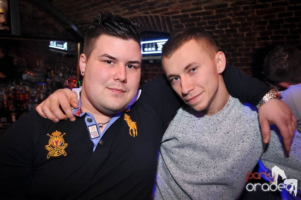 Holsten Party în Escape, 