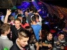 Hot Friday Night în Club Escape