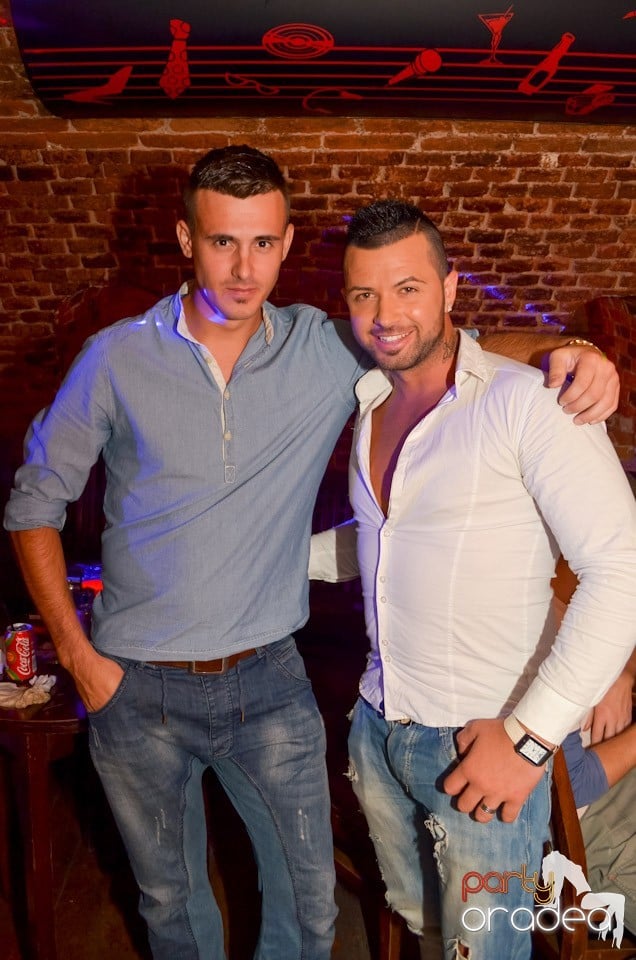 Hot Promo Night în Club Escape, 