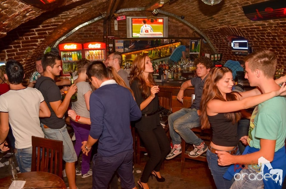 Hot Promo Night în Club Escape, 