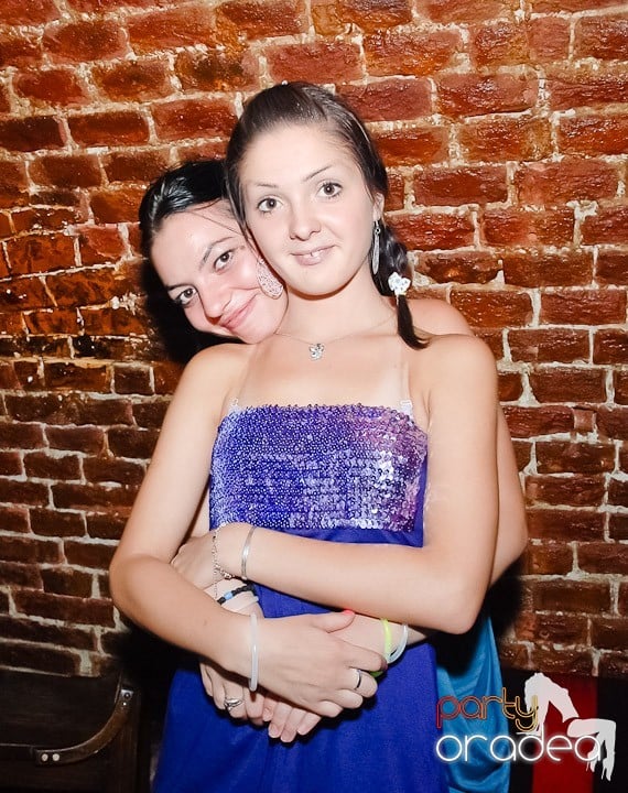 House Party în Club Escape, 