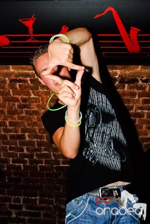 House Party în Club Escape, 