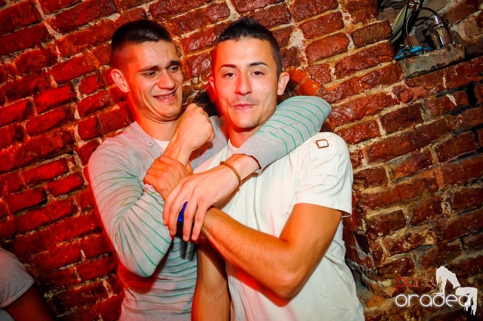 House party with Caveman, 