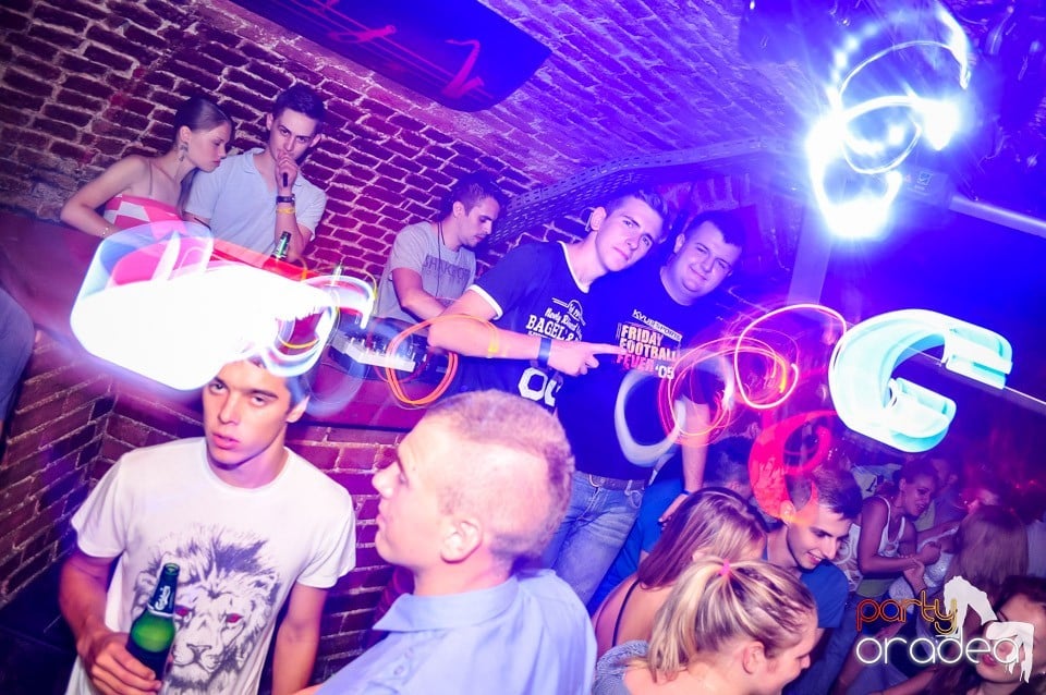 House party with Caveman, 