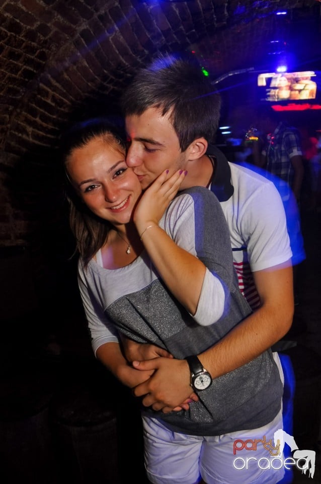 Hypnotheque Party cu Dr Nosta în Escape, 