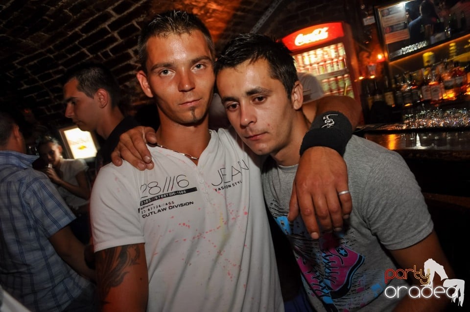 Hypnotheque Party cu Dr Nosta în Escape, 