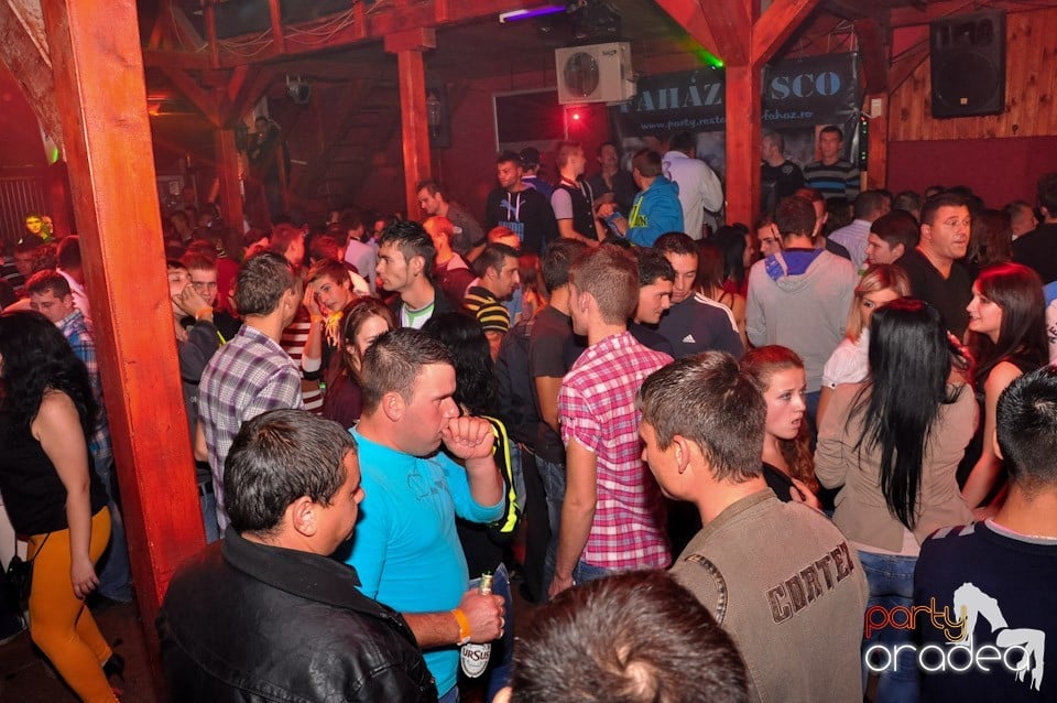 I Love Music Party în Disco Faház, 