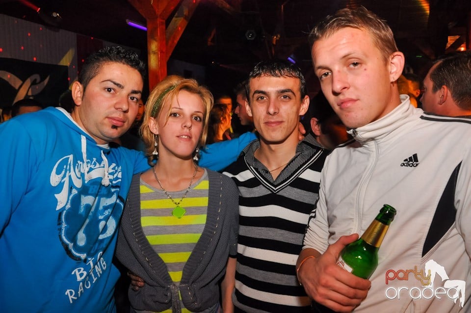 I Love Music Party în Disco Faház, 