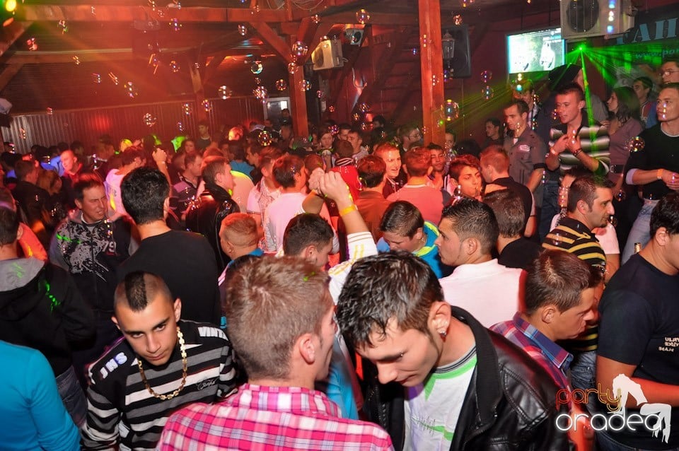 I Love Music Party în Disco Faház, 