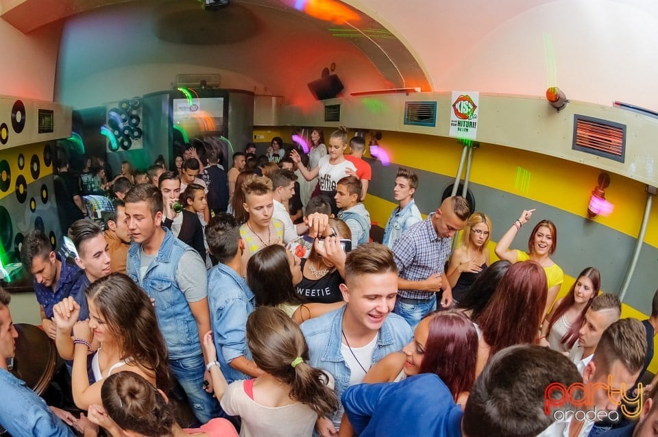 Ice Tropez Party, 