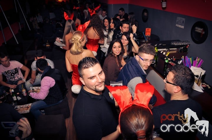 Iepuraşii Playboy la Oradea,